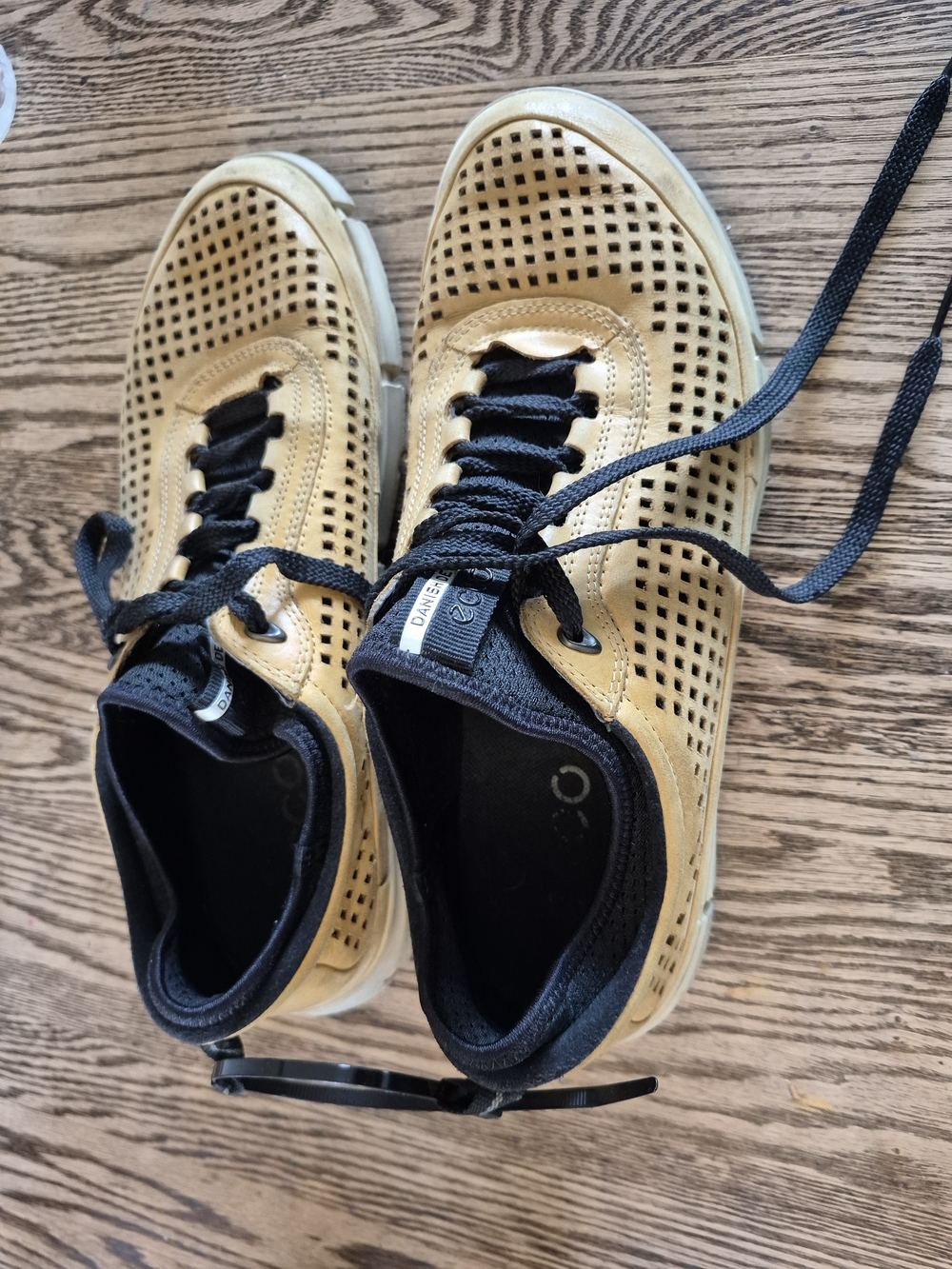 Ecco Gold Perforated Lace-Up Sneakers with Black Trim